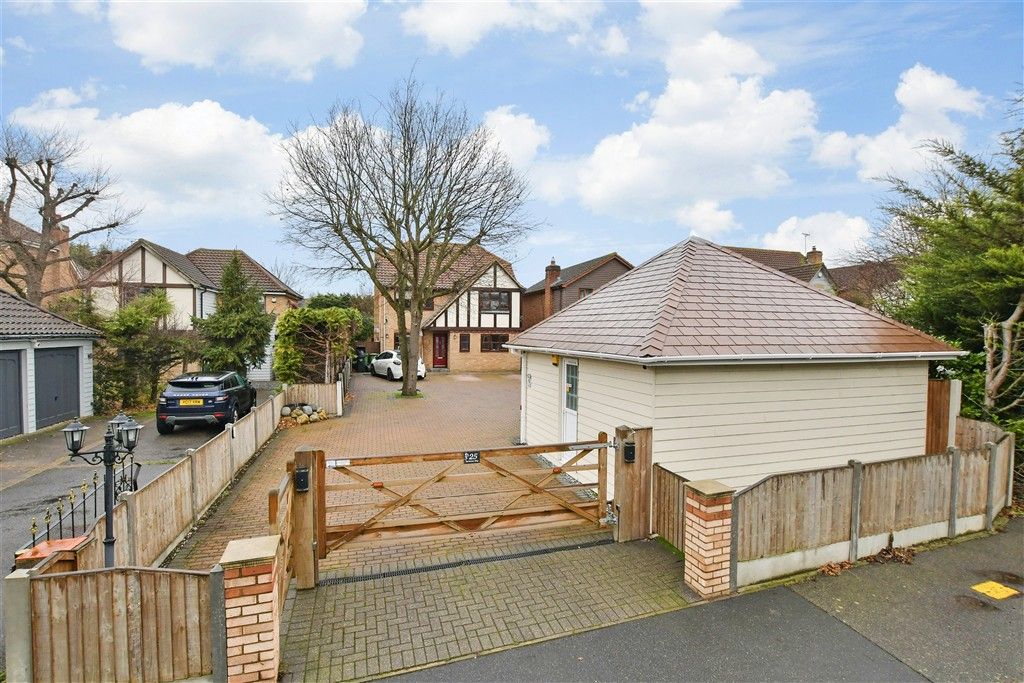Property photo 3 of 25 External (Web)