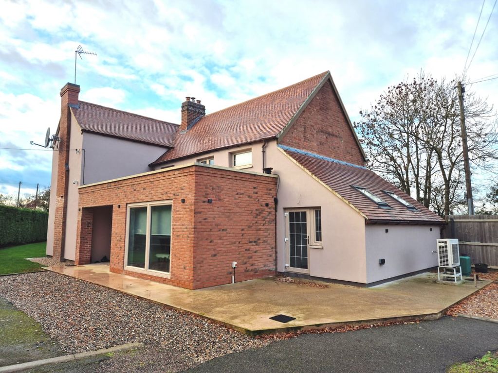 Property photo 1 of 38