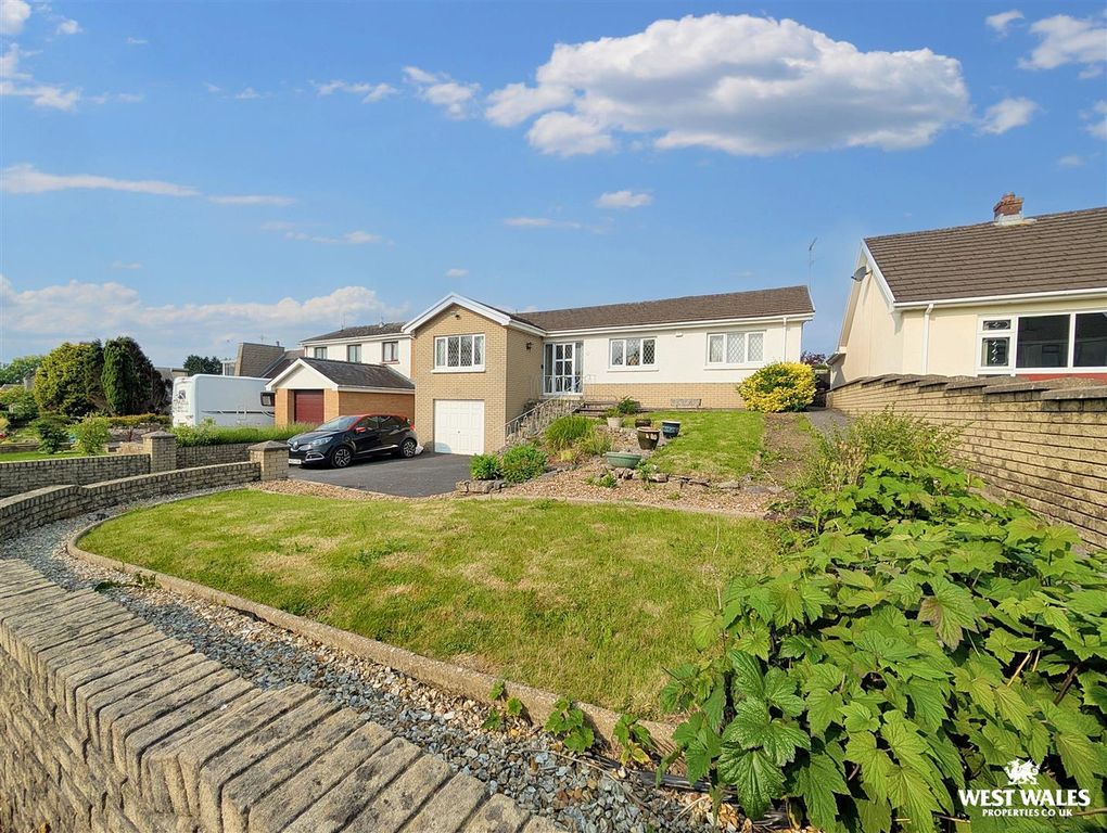 Property photo 1 of 24 1000111651.Jpg
