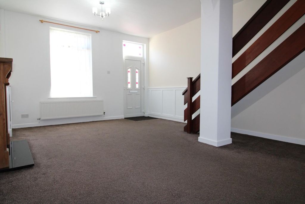 Property photo 2 of 10 Lounge 1.Jpg