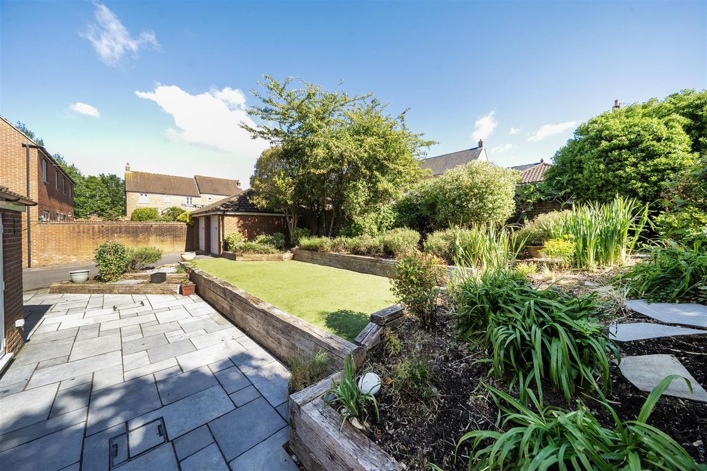 Additional image 15 of 5 bed detached house for saleWestbury Way, Blandford Forum DT11