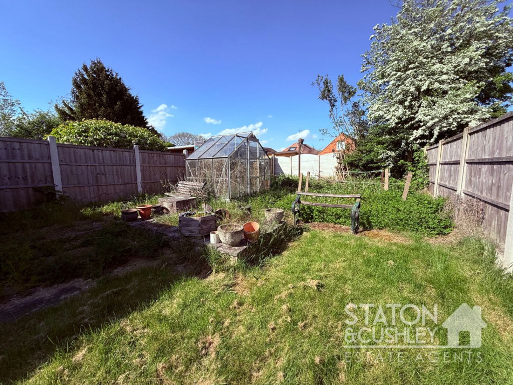 Property photo 3 of 33