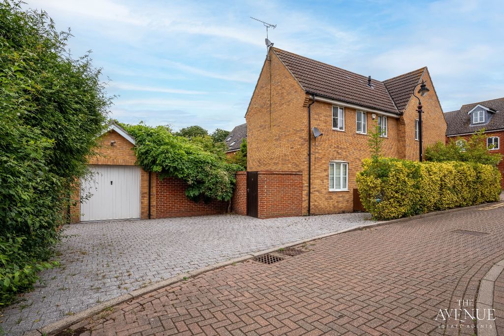 Property photo 1 of 17 5179324