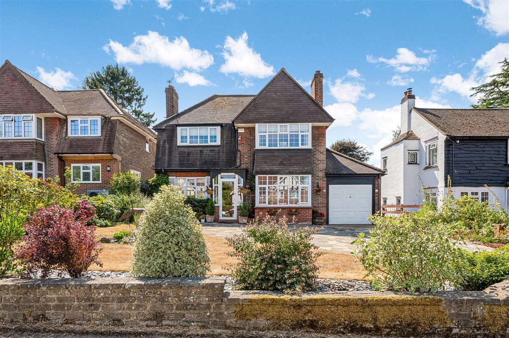 Property photo 1 of 22 Tumblewood Road,9-107.Jpg