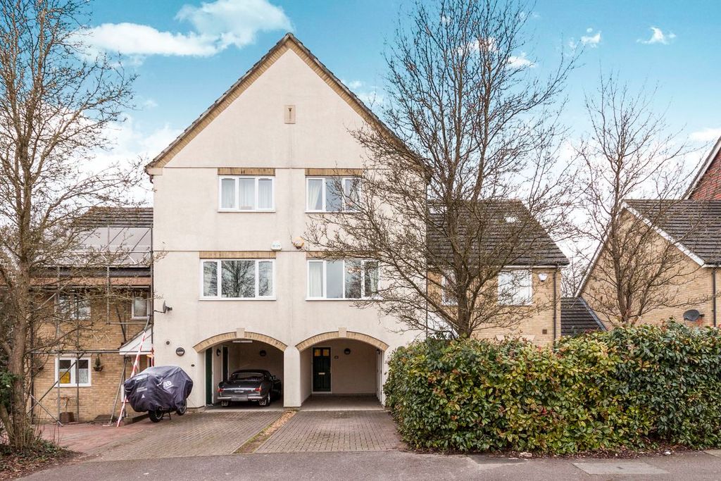 Property photo 1 of 11 12c8Bf3A-3c1A-4470-A