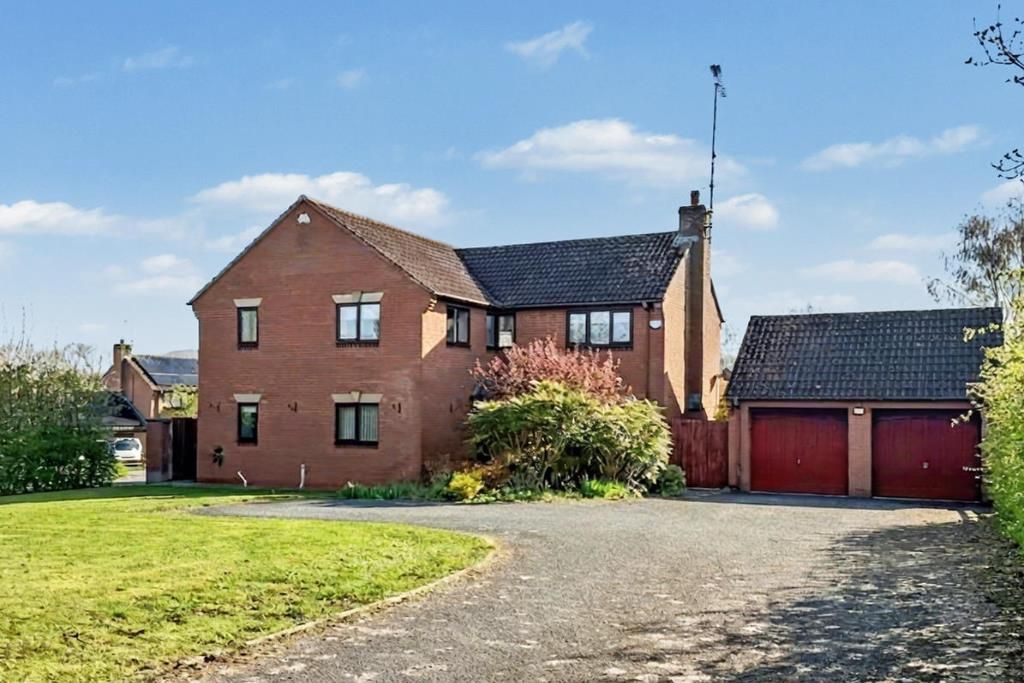 Property photo 1 of 31