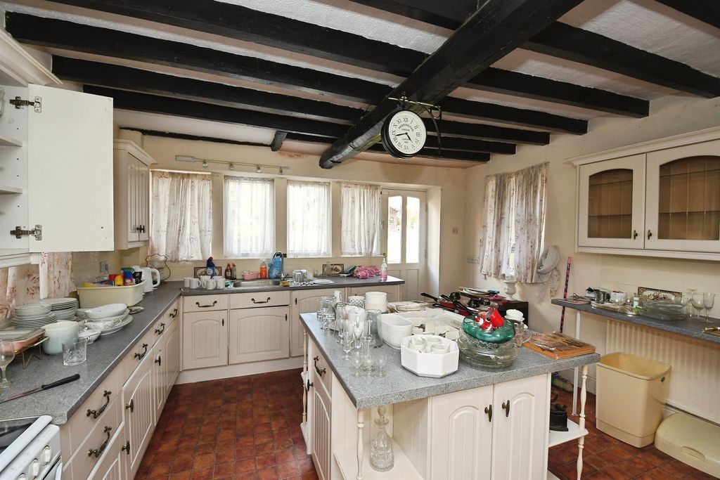 Property photo 3 of 15