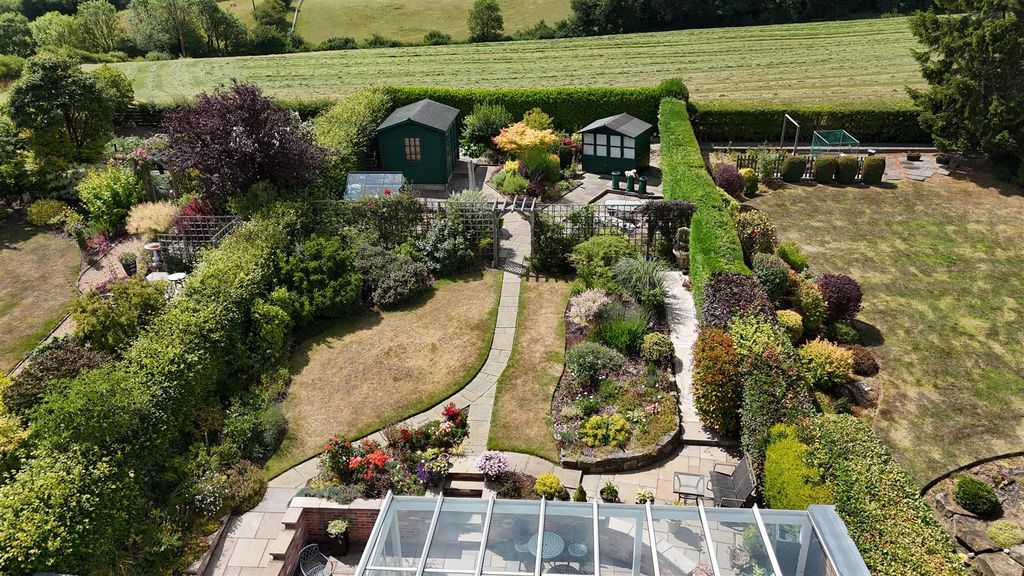 Property photo 2 of 32 Dji_20250709124355_0937_D.Jpg