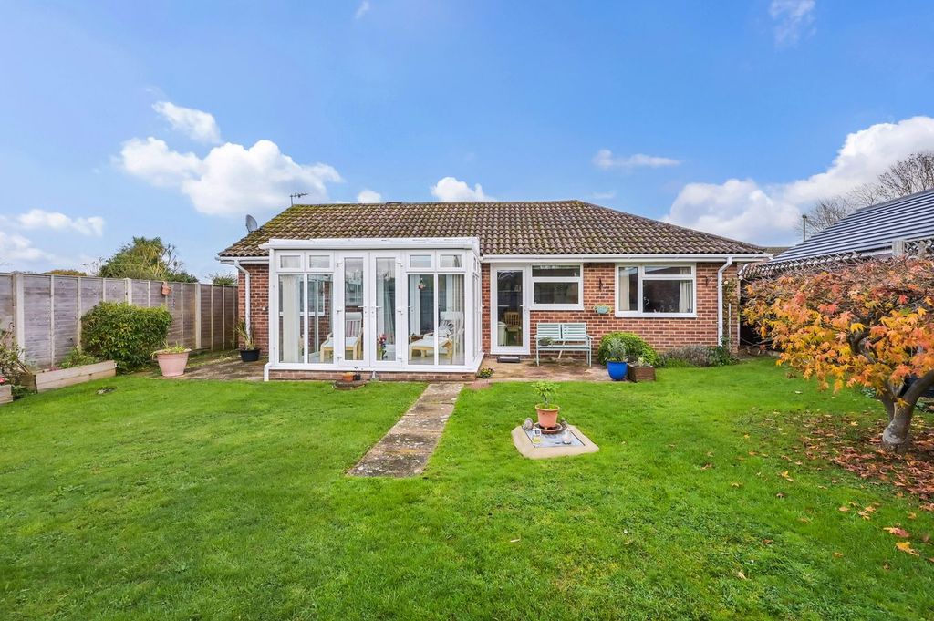 Property photo 2 of 31