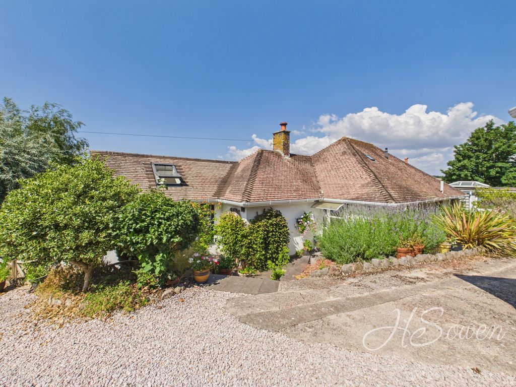 Property photo 3 of 29 Photo 24