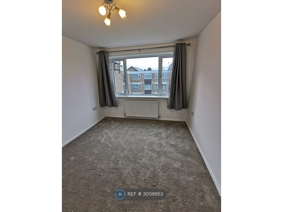 Property photo 3 of 6