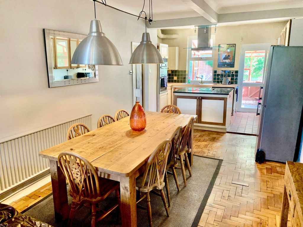 Property photo 3 of 23 Picture No. 05