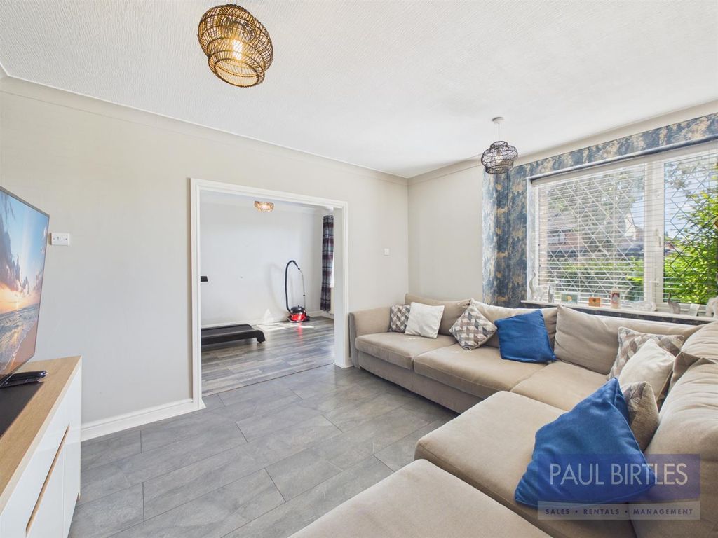 Property photo 3 of 14 Cam04378G0-Pr0365-Still002.Jpg