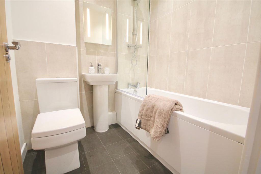 Property photo 2 of 10 Img_0887.Jpg