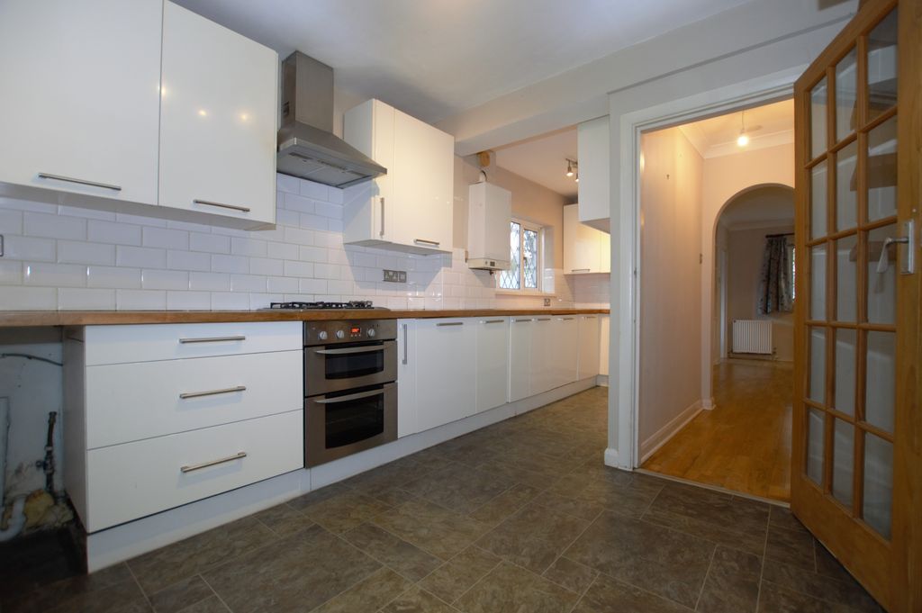 Property photo 3 of 19 Kitchen - Diner