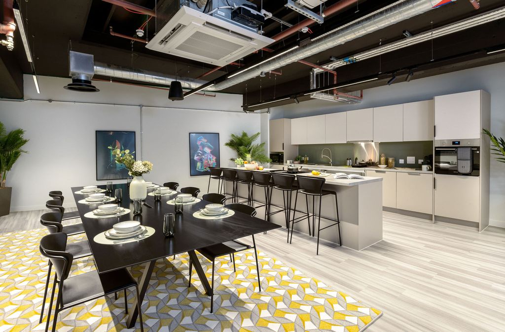 Property photo 3 of 12 Image