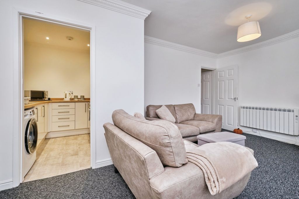Property photo 3 of 17 Photography