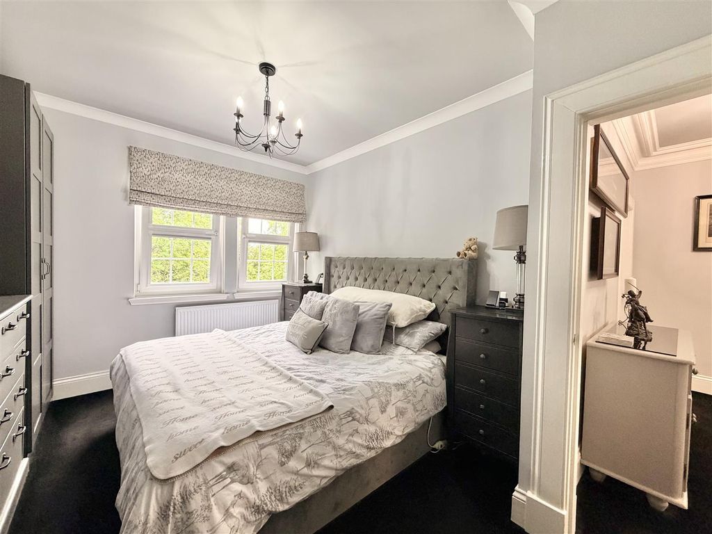Additional image 25 of 4 bed town house for saleBurnside Gate, Hamilton ML3