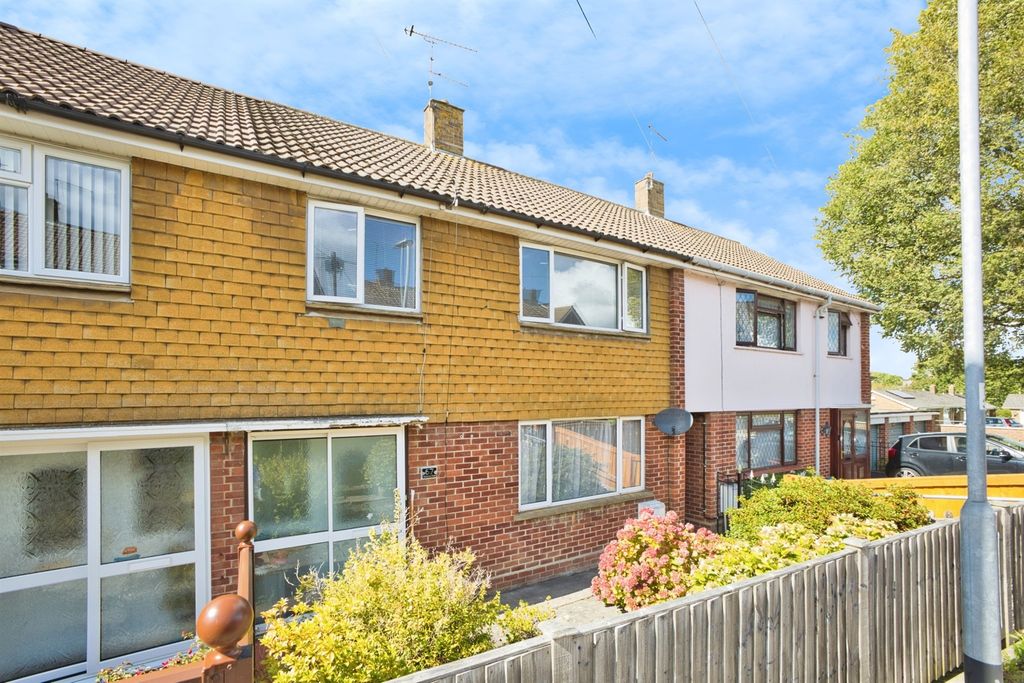 Property photo 2 of 17