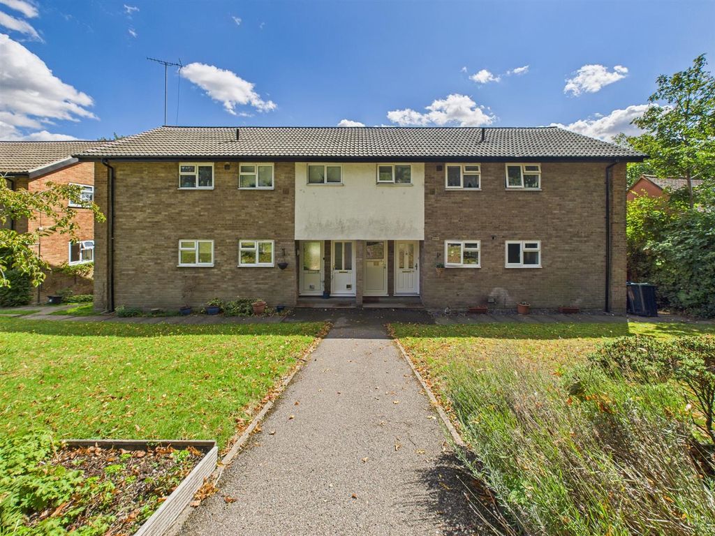 Property photo 1 of 14 Cam02885G0-Pr0475-Still029.Jpg