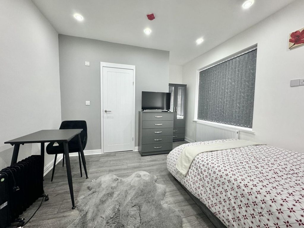 Property photo 1 of 8 2.Jpg