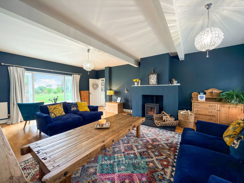 Property photo 3 of 36