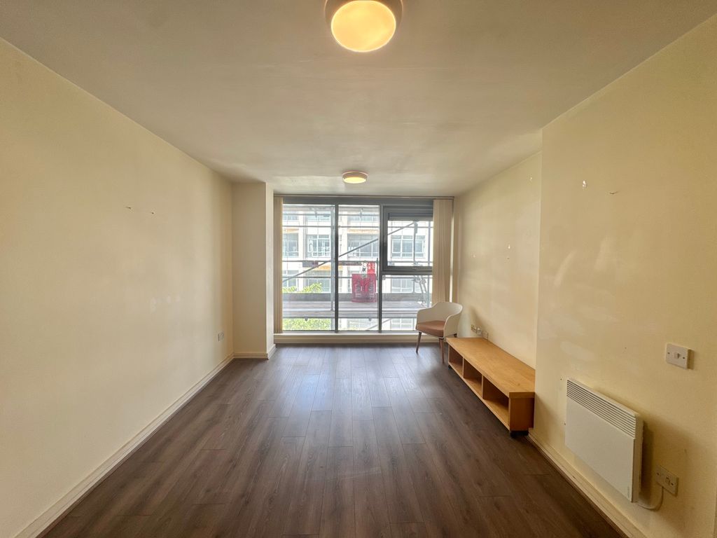 Property photo 1 of 4