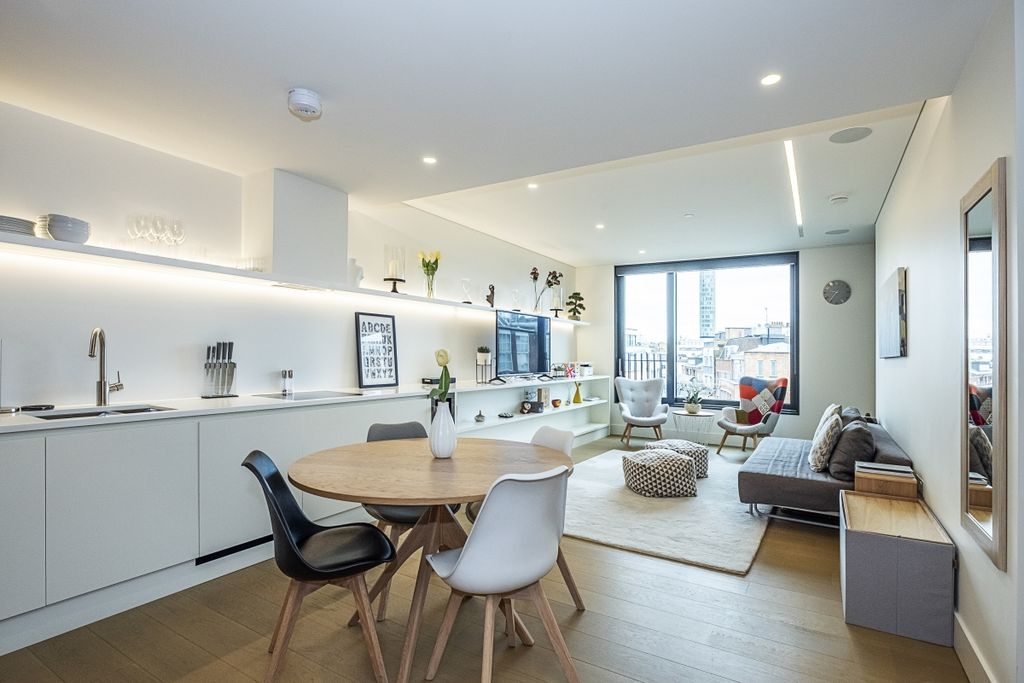 Property photo 1 of 36 Kitchen