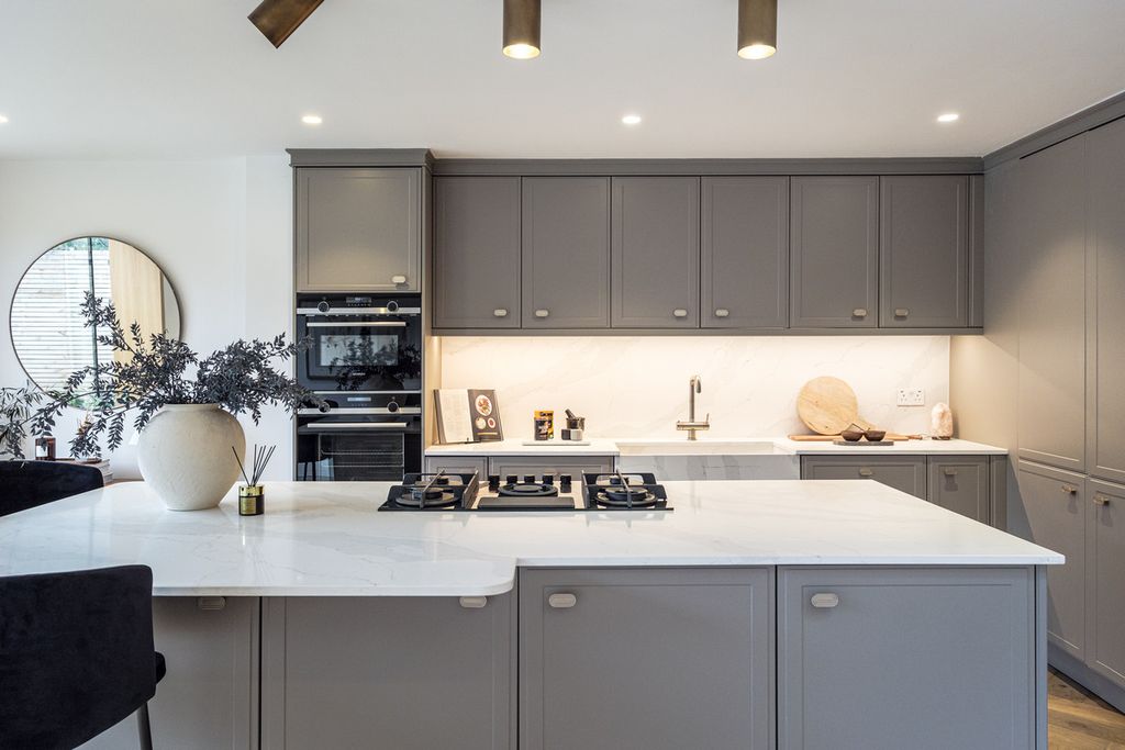 Property photo 3 of 33