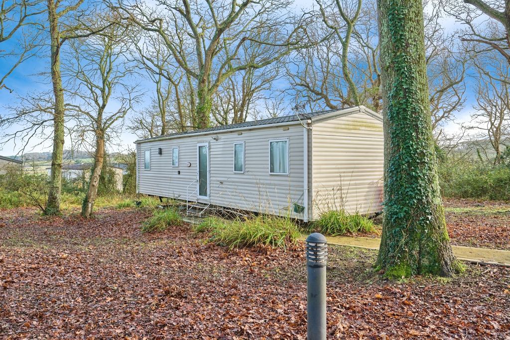 Property photo 1 of 12 Front