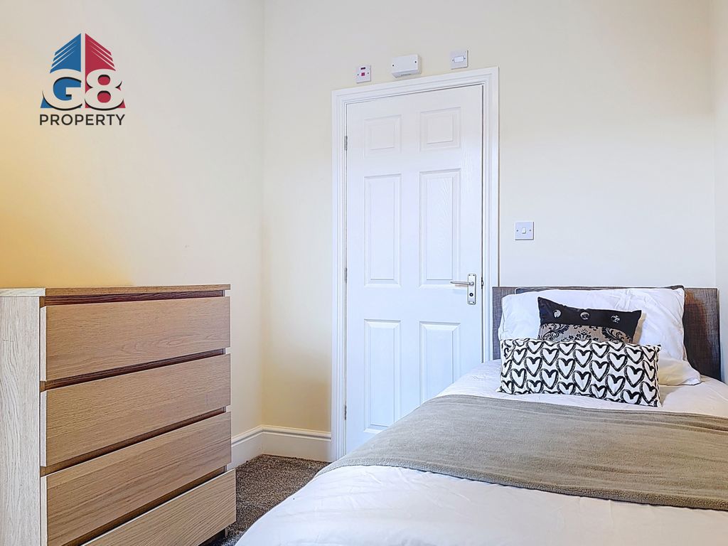Property photo 1 of 15 5 Bed Shared House - Lockwood Road, Doncaster Dn1