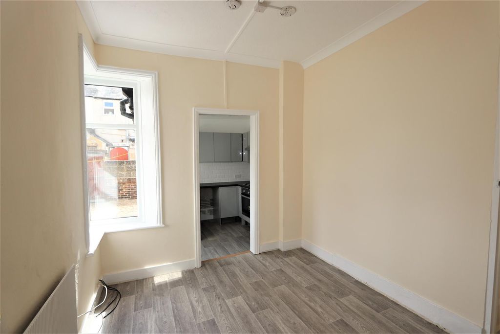 Property photo 3 of 13 Img_5282.Jpg