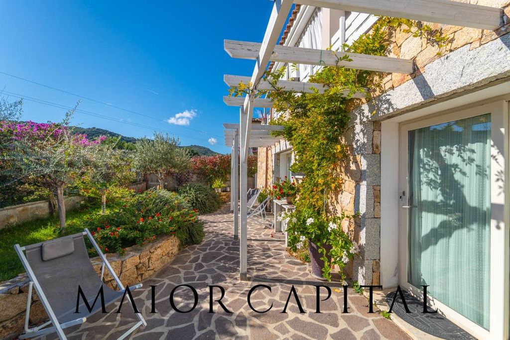 Property photo 3 of 49