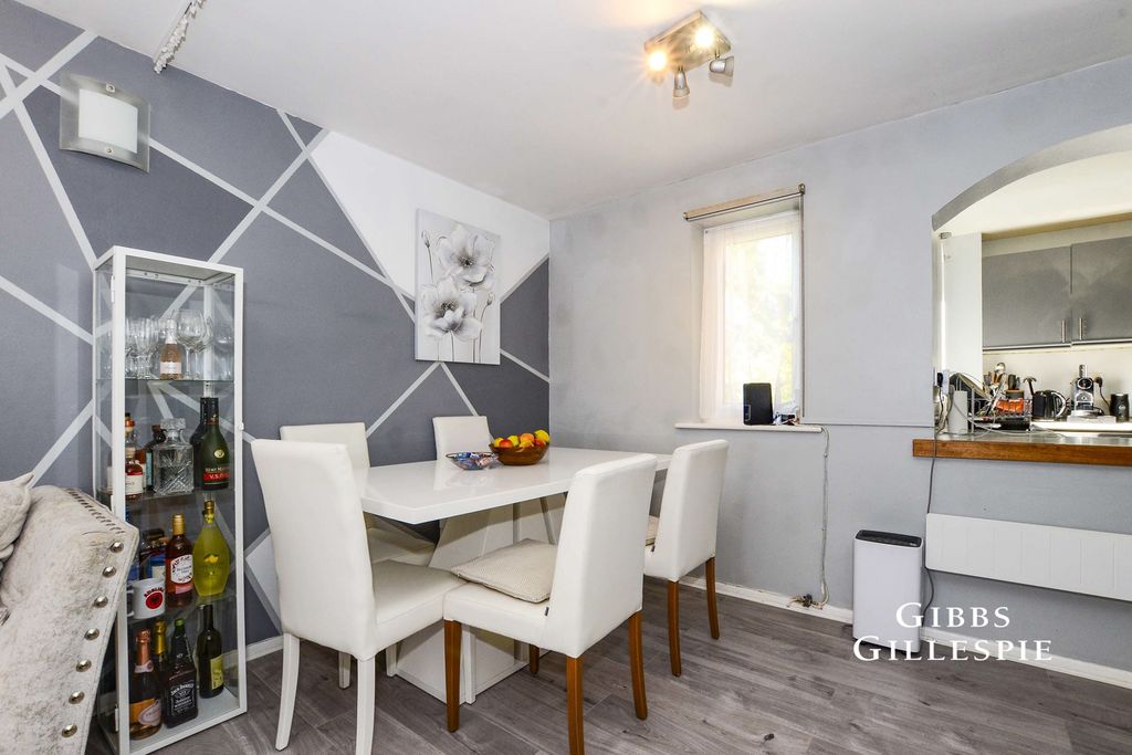 Property photo 3 of 15 Pbox-Img.Jpg