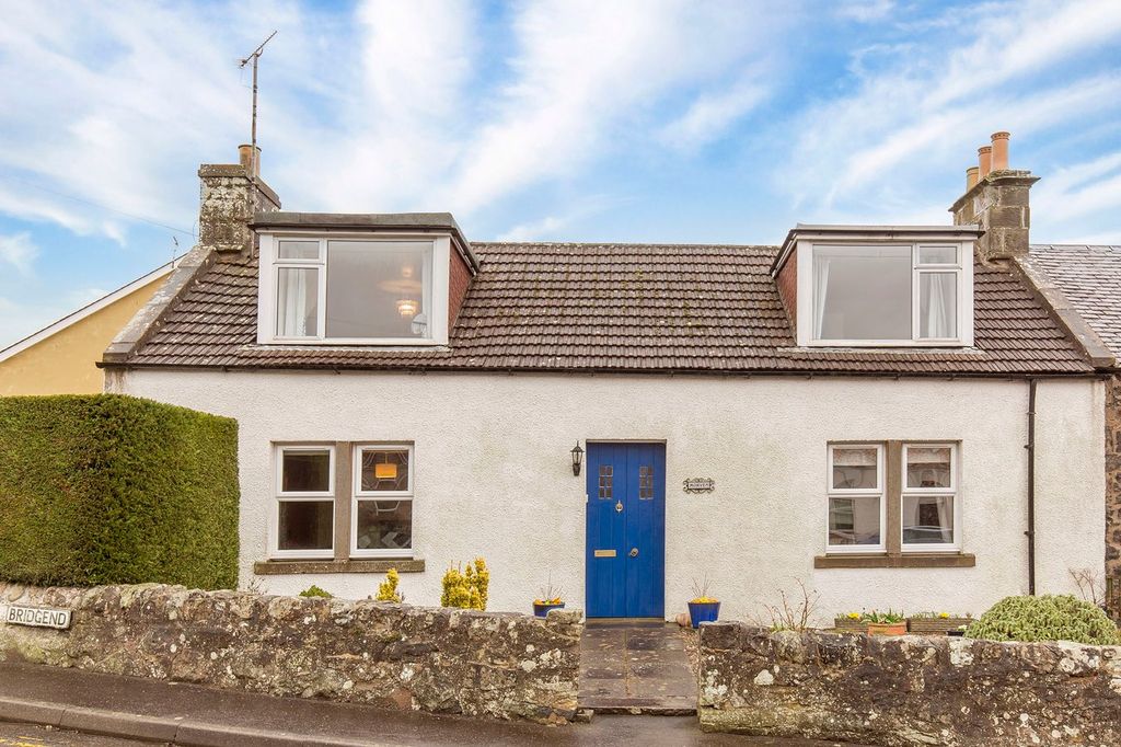 Property photo 1 of 19