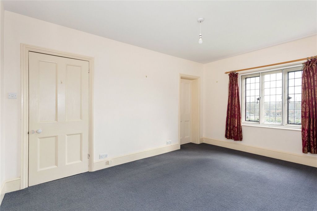 Additional image 5 of 5 bed detached house to rentDartley Farm, Duntisbourne Rouse, Cirencester, Gloucestershire GL7