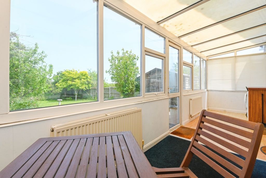 Property photo 2 of 17 Conservatory