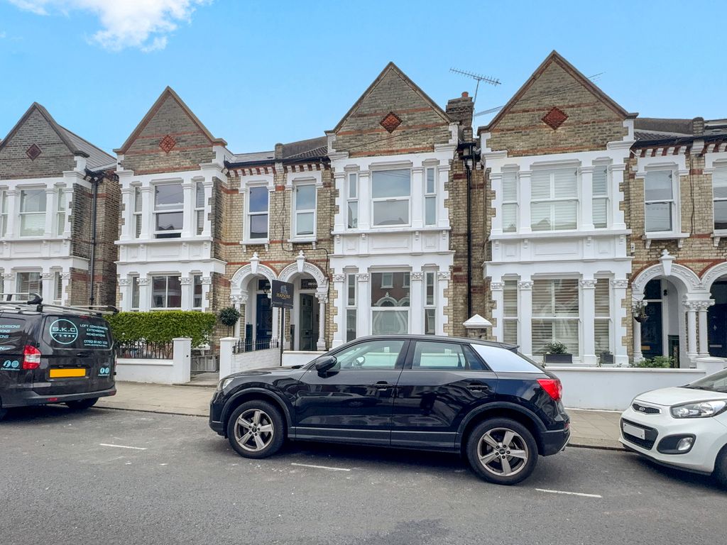 Property photo 3 of 8