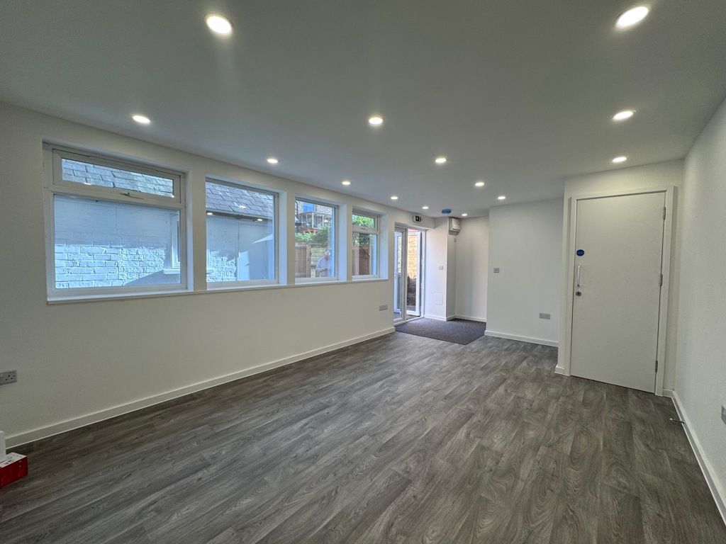 Property photo 2 of 6 Photo 7