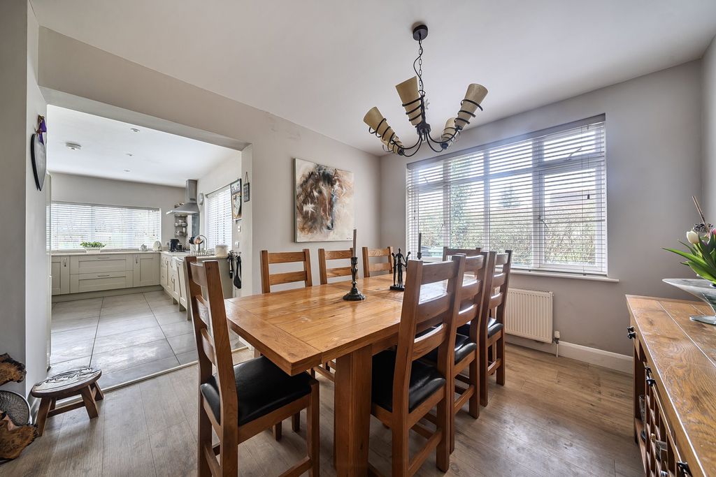 Additional image 5 of 5 bed detached house for saleHare Lane, Lingfield RH7