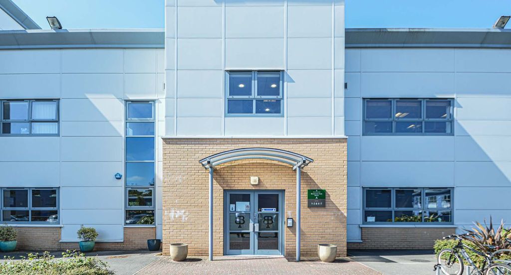 Property photo 2 of 7 Ext 2.Jpg