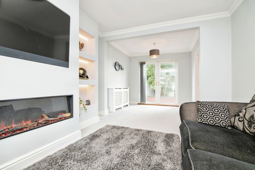 Property photo 2 of 27 Photography