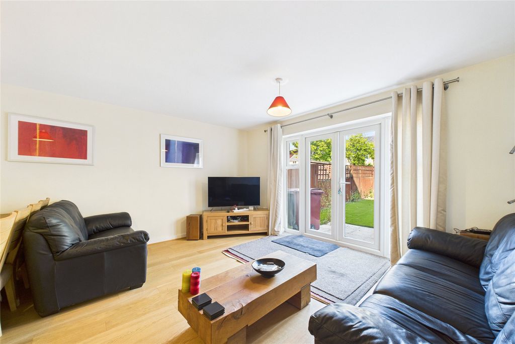 Property photo 2 of 10 Picture No. 03