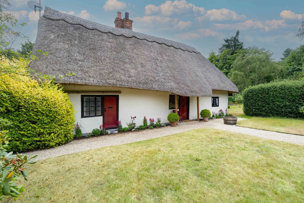 Property photo 1 of 25