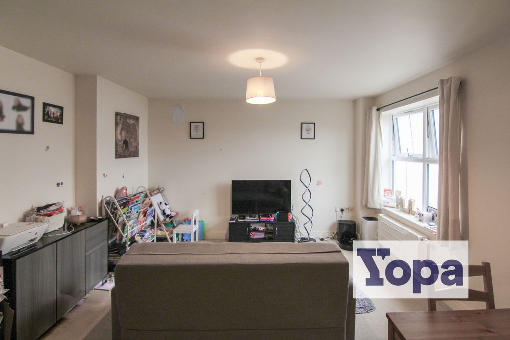 Property photo 3 of 15 Yopa-2-2