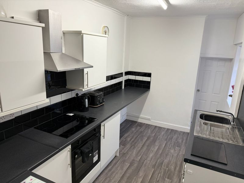 Property photo 2 of 12 Photo 5