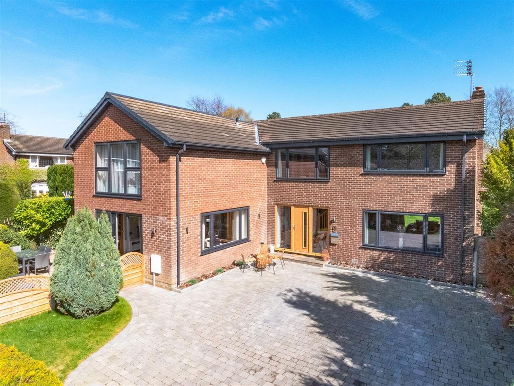 Property photo 1 of 39 Main