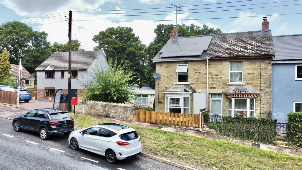 Property photo 1 of 39