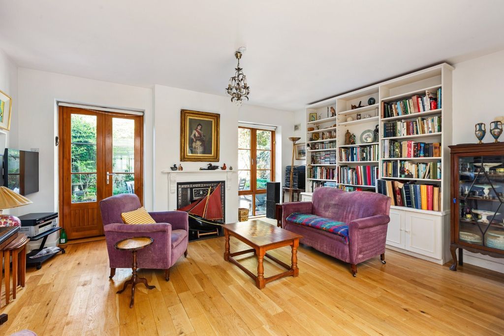 Property photo 2 of 16 Images