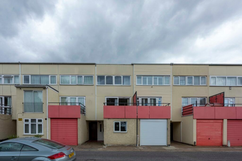 Property photo 1 of 26